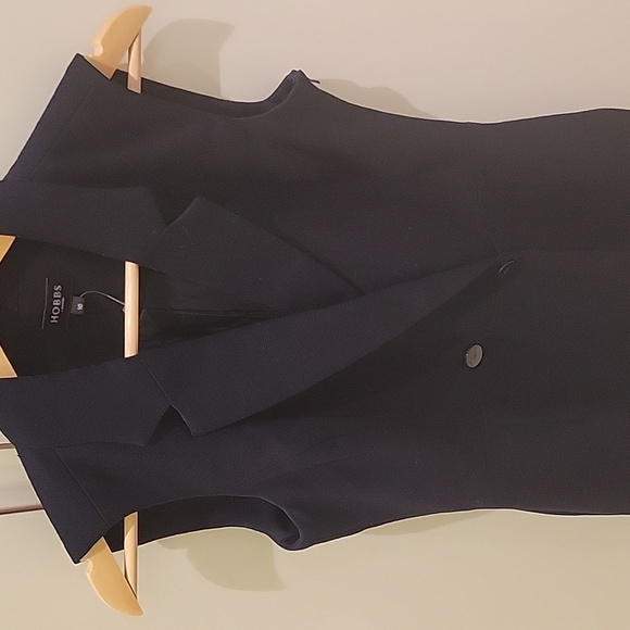 Black dress - Picture 11 of 11